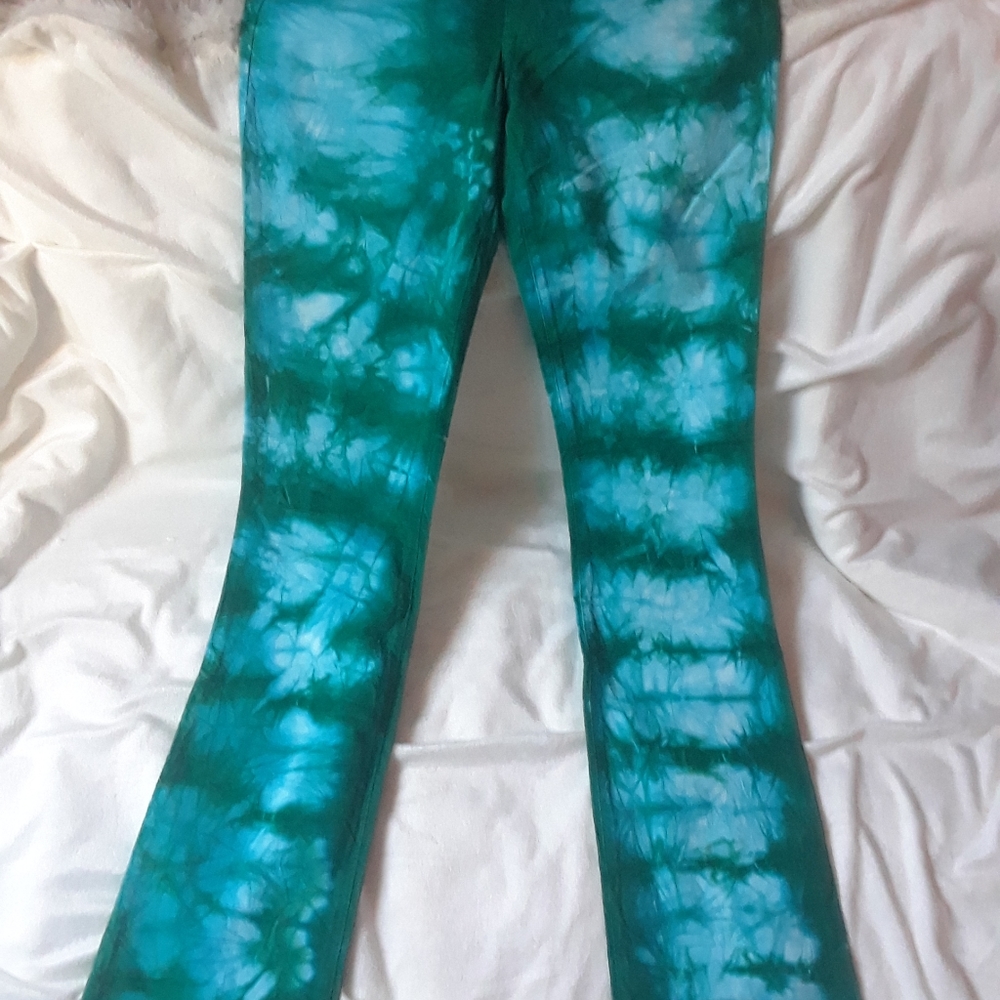 ROBIN JEANS - Picture 2 of 3